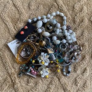 🍀Assorted Jewelry Bundle
